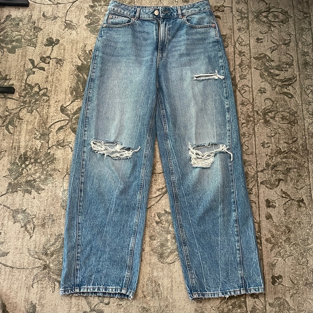 Garage high waisted baggy jeans. Size 9 waist 29.